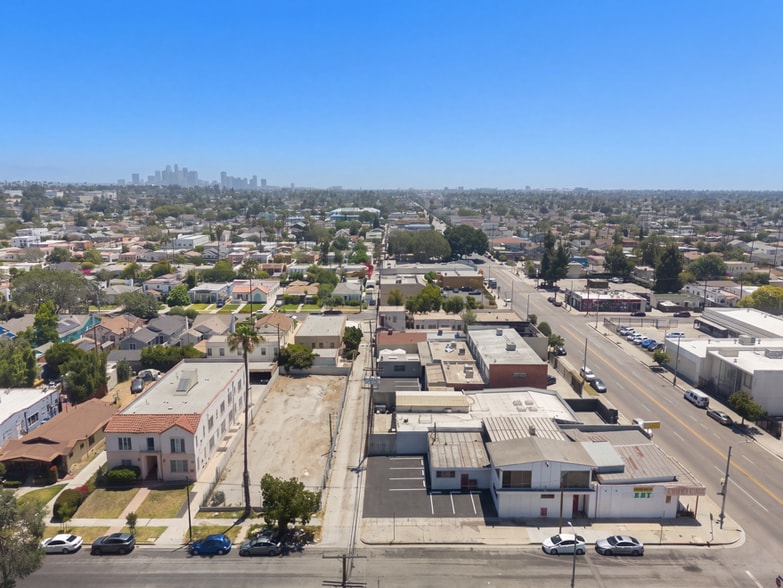 More Photos Of 3125 W Jefferson Blvd, Los Angeles Restaurant For Sale