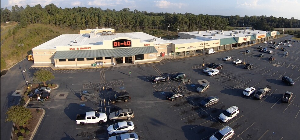 More Photos Of 1123-1129 W Ogeechee St, Sylvania General Retail For Lease