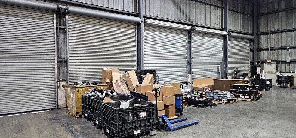 More Photos Of 3053 Industrial 31st St, Fort Pierce Warehouse For Sale