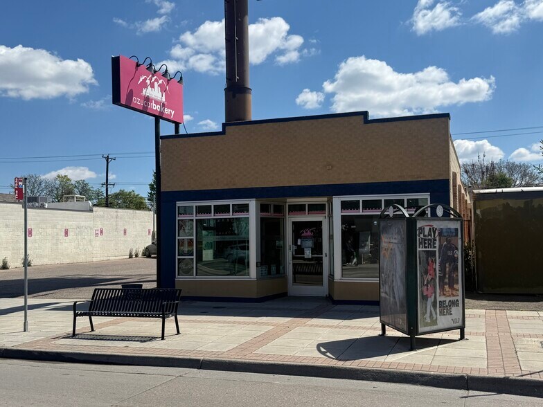 More Photos Of 1886 S Broadway, Denver Freestanding For Lease