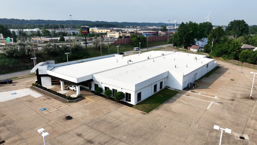 Primary Photo Of 940 Babbitt Rd, Euclid Auto Dealership For Lease