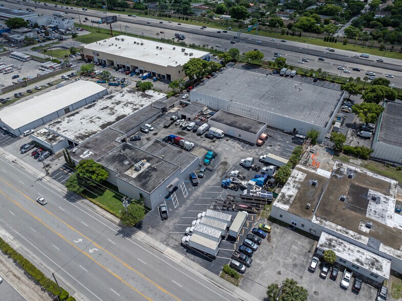 More Photos Of 950 SW 12th Ave, Pompano Beach Manufacturing For Sale