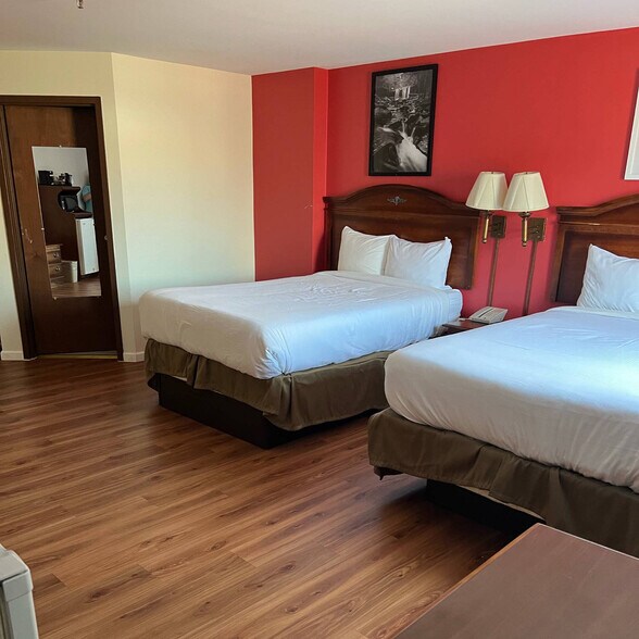 More Photos Of 101 S Progress Ave, Pottsville Hospitality For Sale