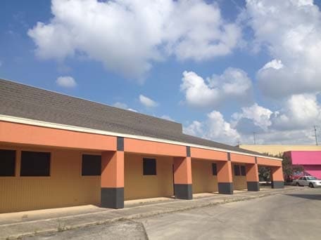 More Photos Of 300 Kitty Hawk Rd, Universal City Unknown For Lease