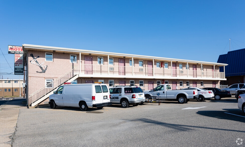 Primary Photo Of 129 Sheridan Ave, Seaside Heights Hotel For Sale