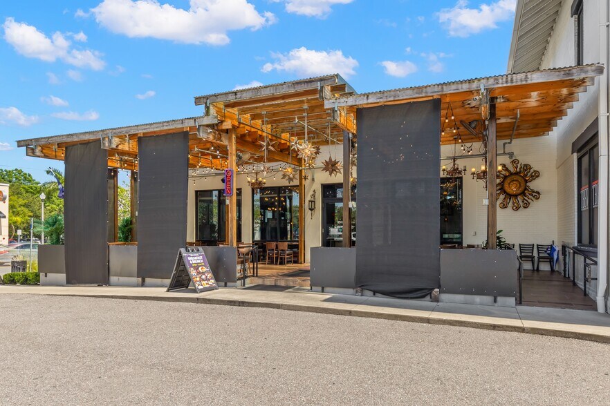 More Photos Of 327 11th Ave N, Saint Petersburg Storefront Retail Office For Sale