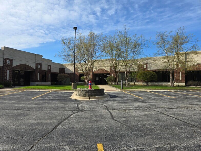 More Photos Of 731 S Route 21, Gurnee Medical For Sale