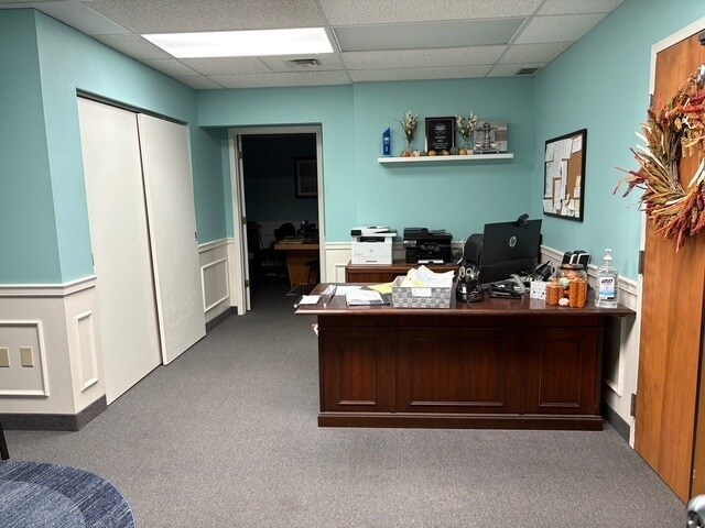 More Photos Of 111 Stow Ave, Cuyahoga Falls Office For Sale