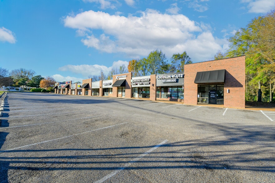 More Photos Of 5798-5822 Winchester Rd, Memphis Unknown For Lease