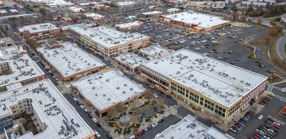 More Photos Of 4410 E Claiborne Sq, Hampton Unknown For Lease