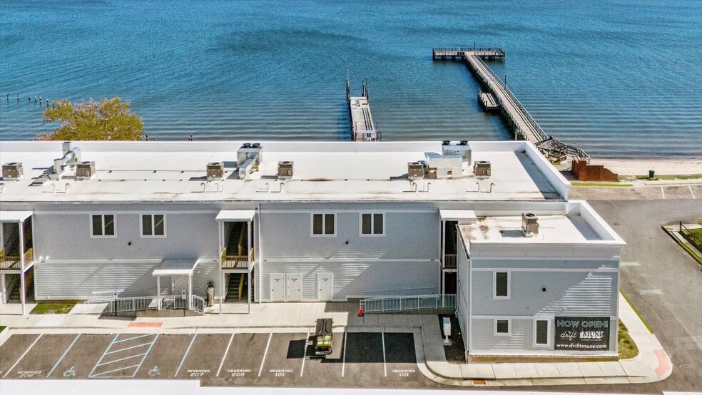 More Photos Of 100 Taylor St, Colonial Beach Storefront Retail Office For Sale