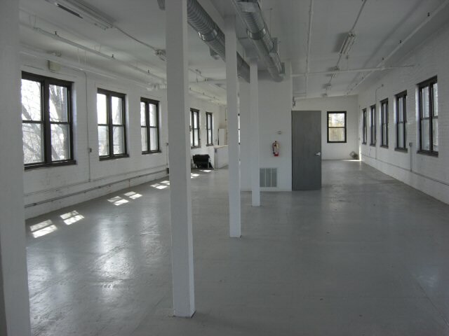 More Photos Of 216 Washington St, Mount Vernon Manufacturing For Sale