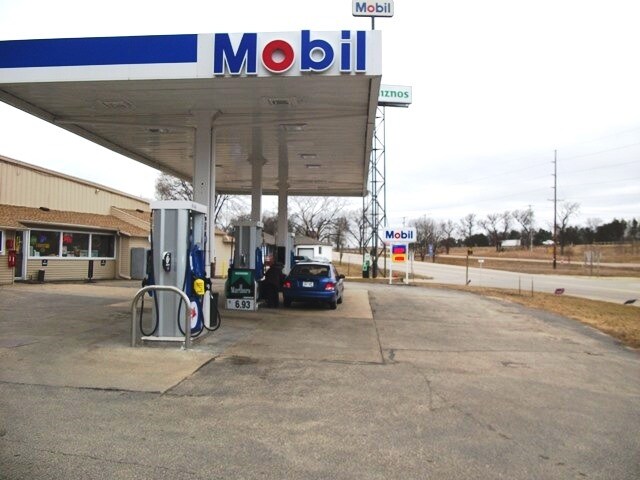 More Photos Of 200 Hwy 12, Camp Douglas General Retail For Sale