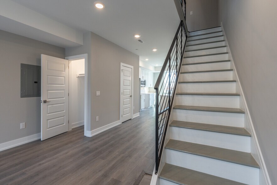 More Photos Of 2327 3rd St, Philadelphia Apartments For Sale