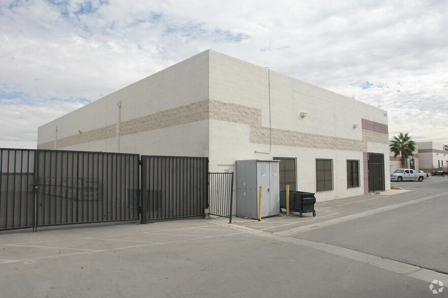 More Photos Of 3816 Civic Center Dr, North Las Vegas Warehouse For Sale