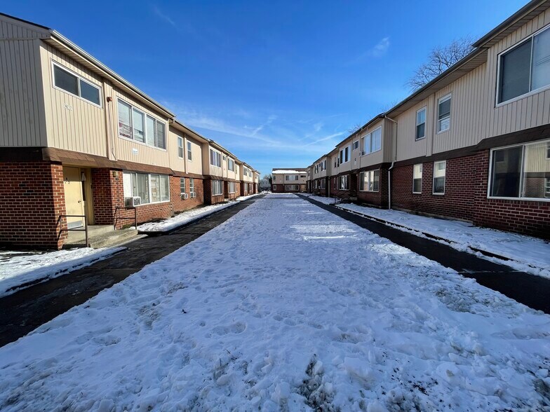 Primary Photo Of 714 Sycamore St, Camden Apartments For Sale