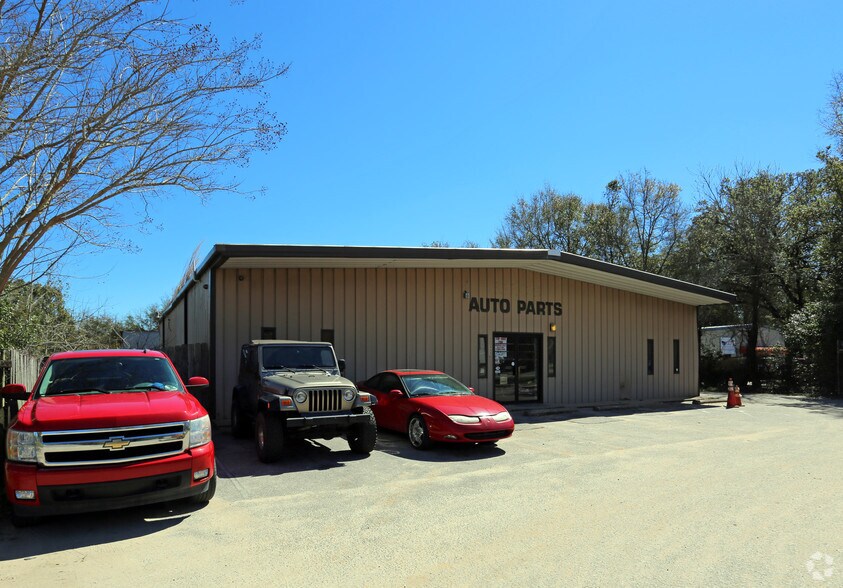 More Photos Of 3330 W St, Pensacola Auto Dealership For Lease