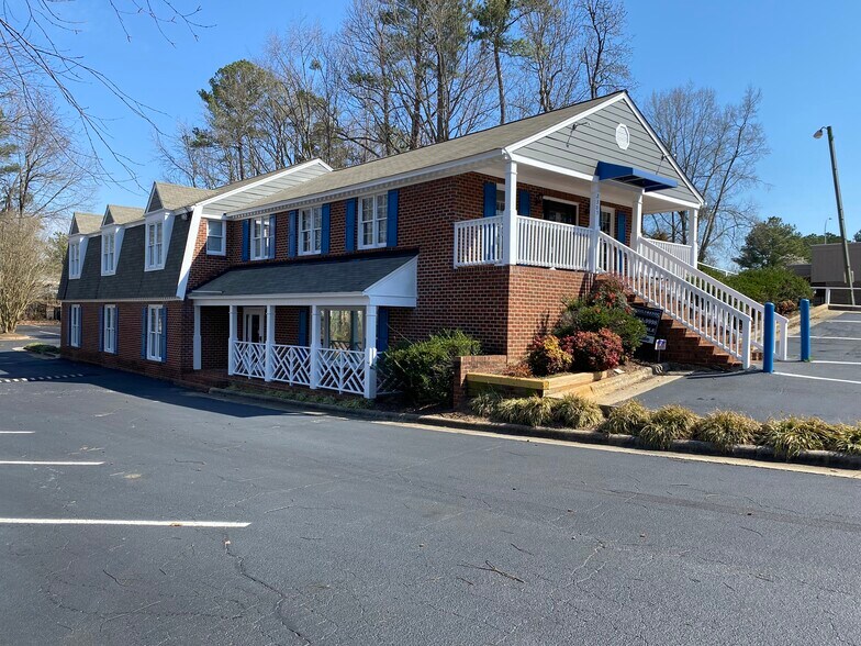More Photos Of 2305 E Millbrook Rd, Raleigh Office Residential For Sale