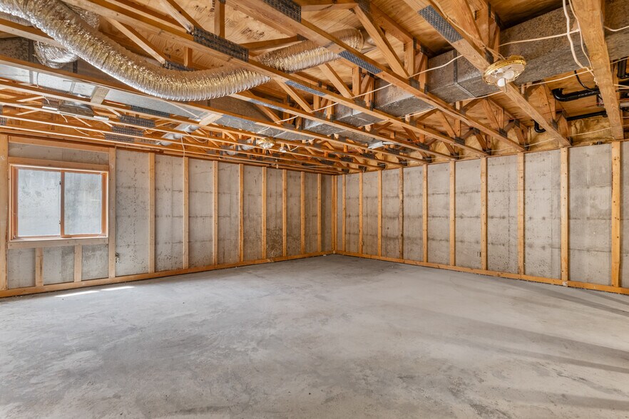 More Photos Of 106 Shadybrook Dr, Cheney Office For Sale