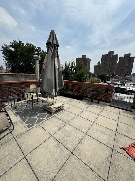 More Photos Of 1695 Lexington Ave, New York Apartments For Sale