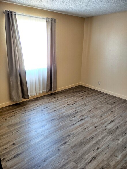 More Photos Of 4781 E Craig Rd, Las Vegas Apartments For Sale