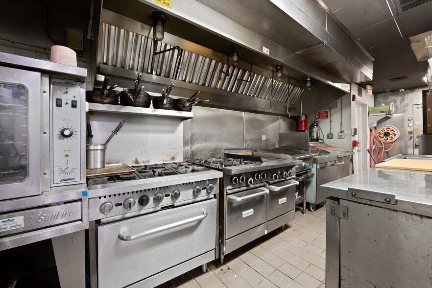 More Photos Of 1103-1111 E Las Olas Blvd, Fort Lauderdale Freestanding For Lease