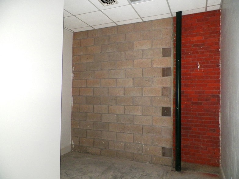 More Photos Of 301 Harris Ave, Providence Storefront For Sale