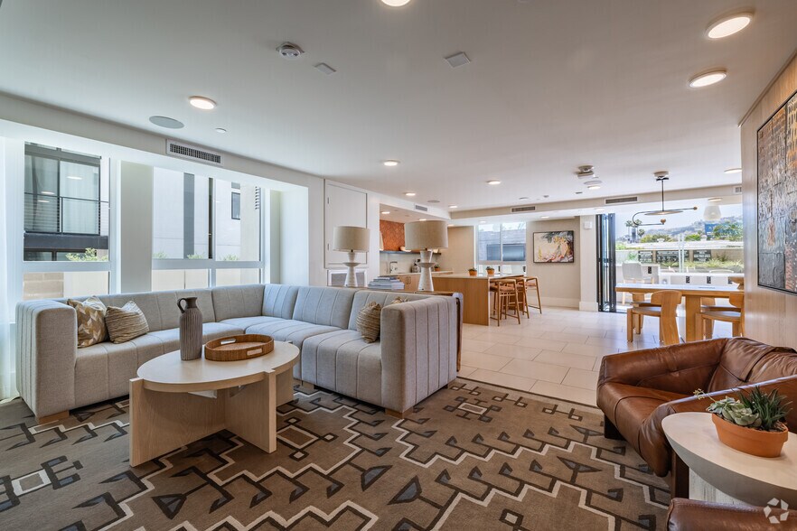 More Photos Of 7520-7566 W Sunset Blvd, Los Angeles Apartments For Lease