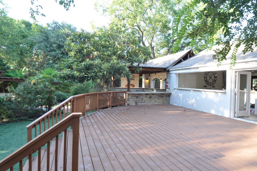 More Photos Of 8849 Carroll Cir, Frisco Freestanding For Lease