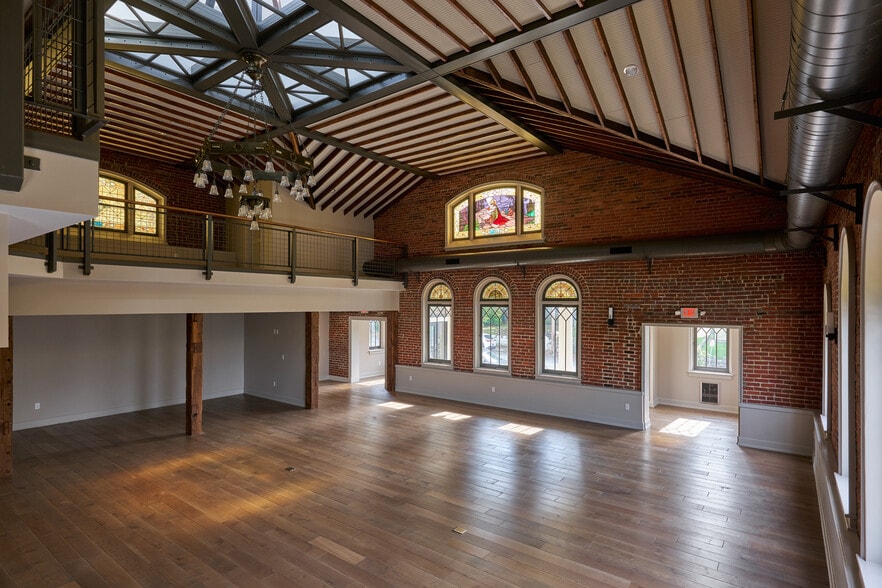 More Photos Of 1741 Frankfort Ave, Louisville Apartments For Lease