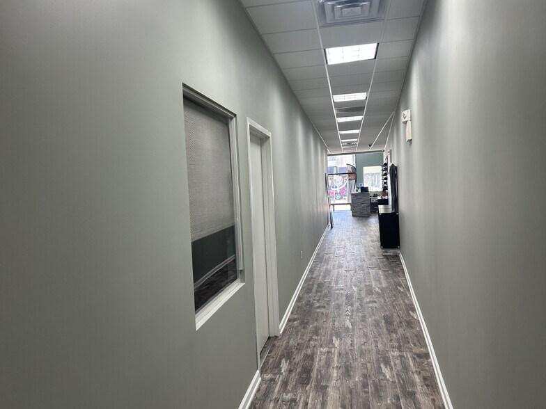 More Photos Of 8-12 W Main St, Somerville Restaurant For Lease