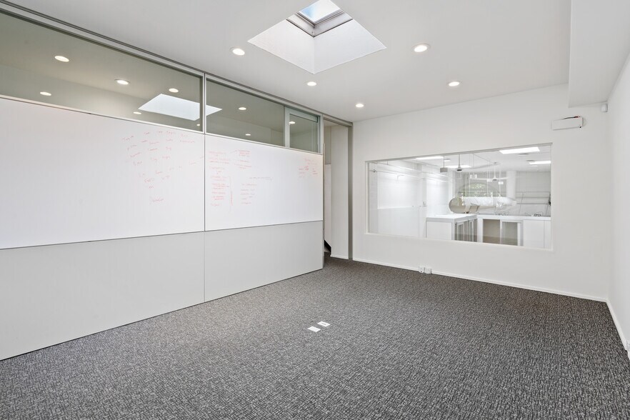 More Photos Of 123 S Park St, San Francisco Office For Lease