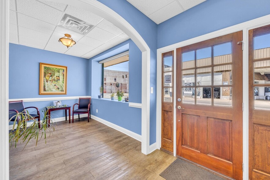 More Photos Of 24 Hartwell St, Royston Office For Sale