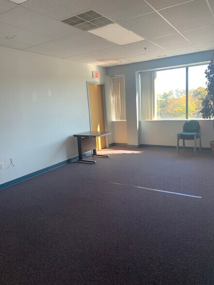 More Photos Of 630 Boston Rd, Billerica Office For Sale