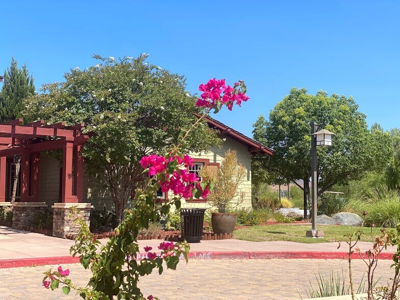 More Photos Of 29381 Village Pky, Lake Elsinore Golf Course Driving Range For Sale