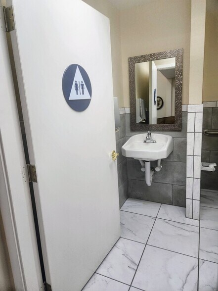 More Photos Of 1333 State Highway 174, Colfax Office Residential For Sale