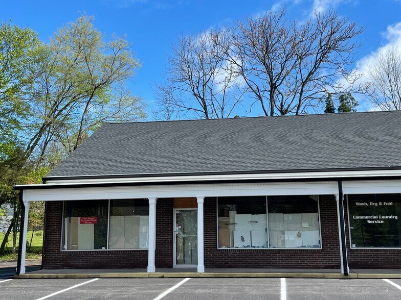 More Photos Of 903 High St, Hackettstown Storefront Retail Office For Lease