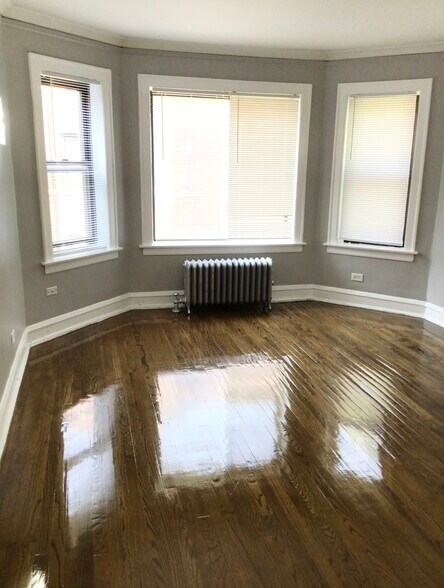 More Photos Of 7646 S Ingleside Ave, Chicago Apartments For Sale