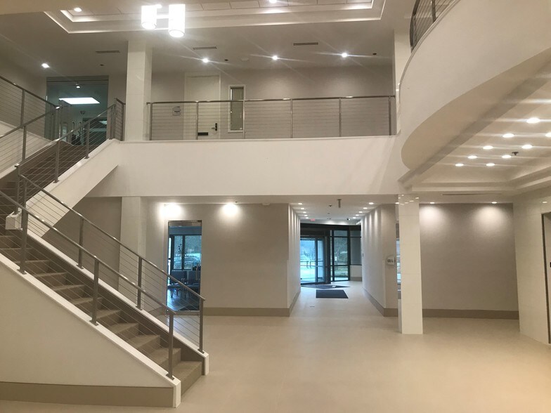 More Photos Of 12850 Middlebrook Rd, Germantown Coworking Space