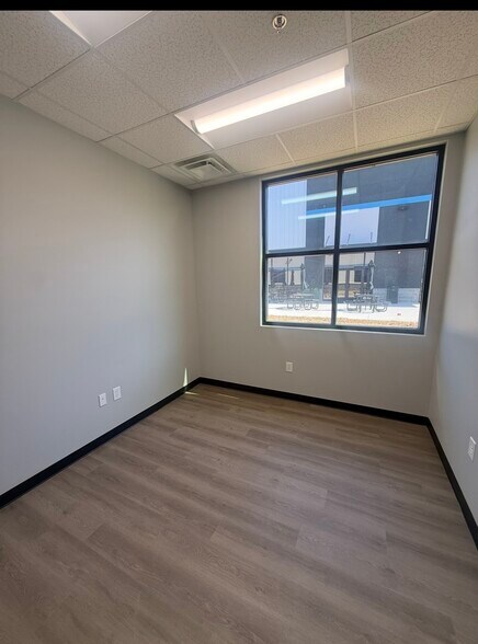 More Photos Of 5900 Scotland Rd, Greensboro Office For Lease