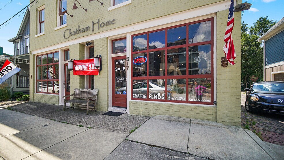 Primary Photo Of 517-521 E Walnut St, Indianapolis Storefront Retail Office For Sale