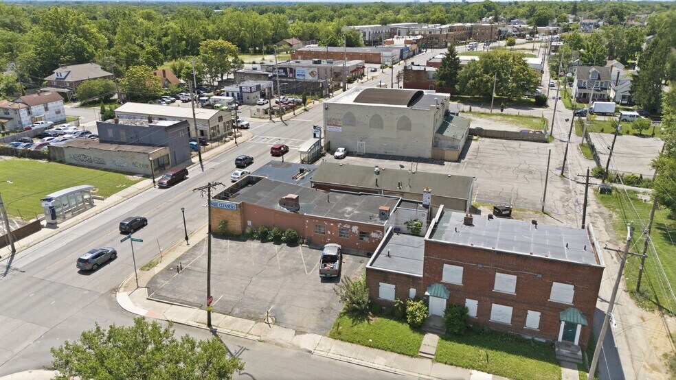 More Photos Of 2575 Cleveland Ave, Columbus Office For Sale