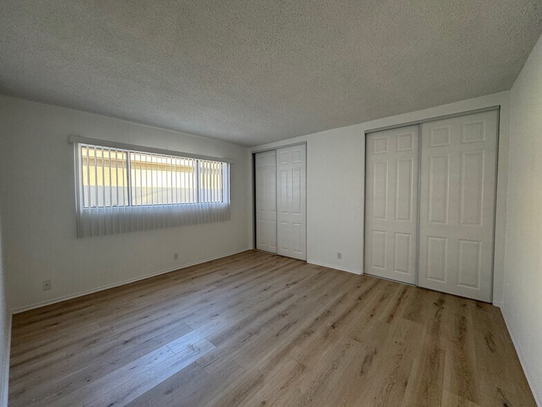 More Photos Of 11964 Kiowa Ave, Los Angeles Apartments For Sale