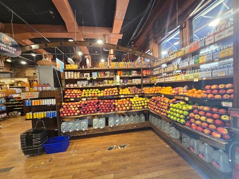 More Photos Of 226-228 Washington St, Hoboken Storefront For Sale