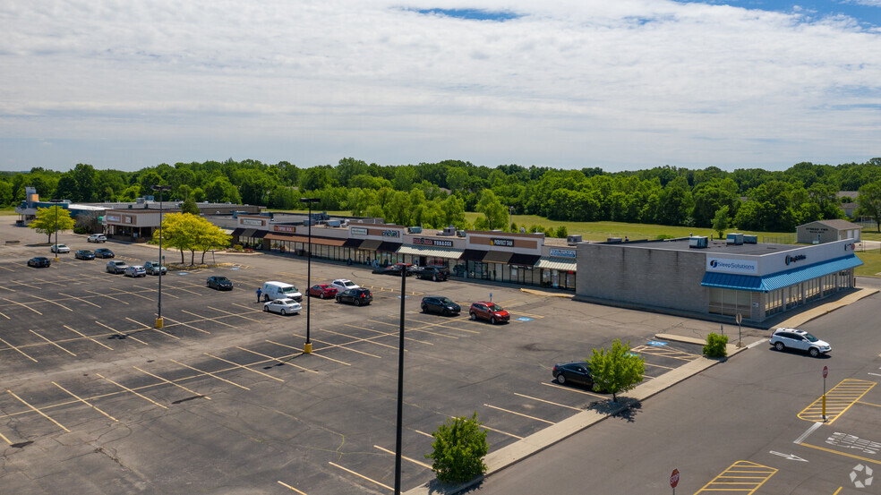 More Photos Of 396-409 W M-89 Hwy, Plainwell Unknown For Lease