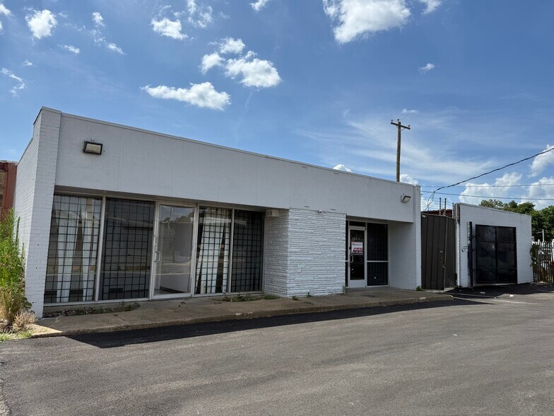 Primary Photo Of 597 Vandalia St, Memphis Flex For Sale