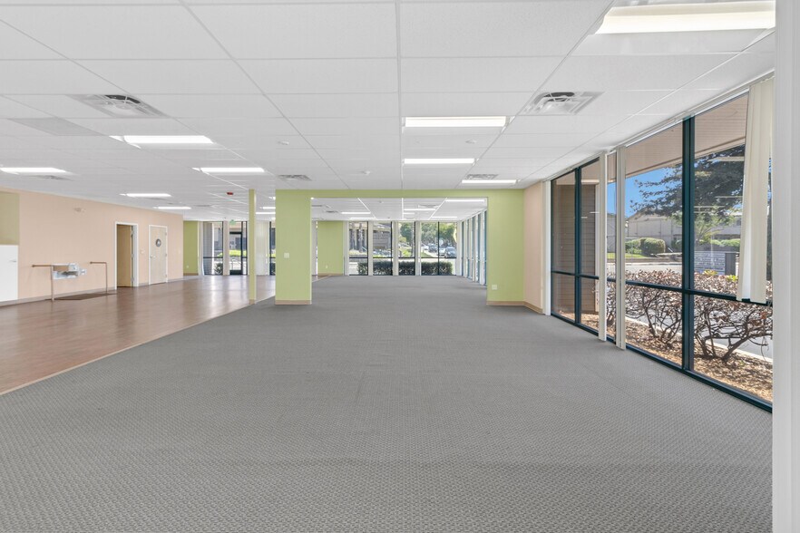 More Photos Of 1205-1247 S Park Victoria Dr, Milpitas Medical For Lease