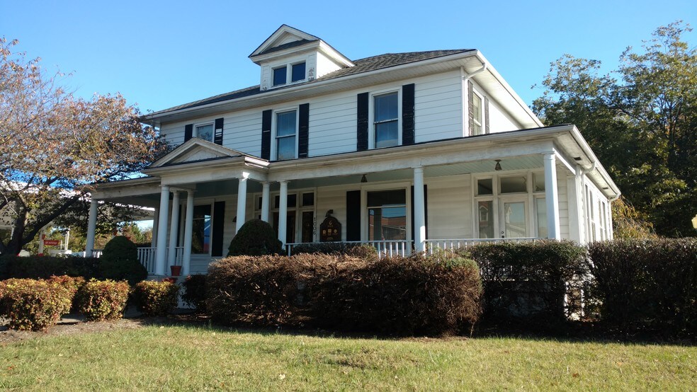 Primary Photo Of 1006 N Main St, High Point Office For Sale