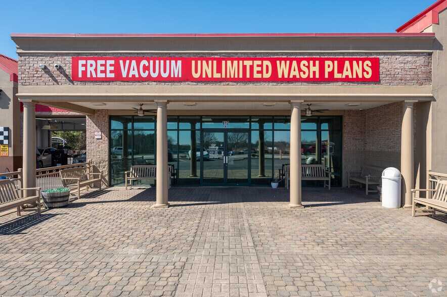 More Photos Of 812 Buford Dr, Lawrenceville Carwash For Sale