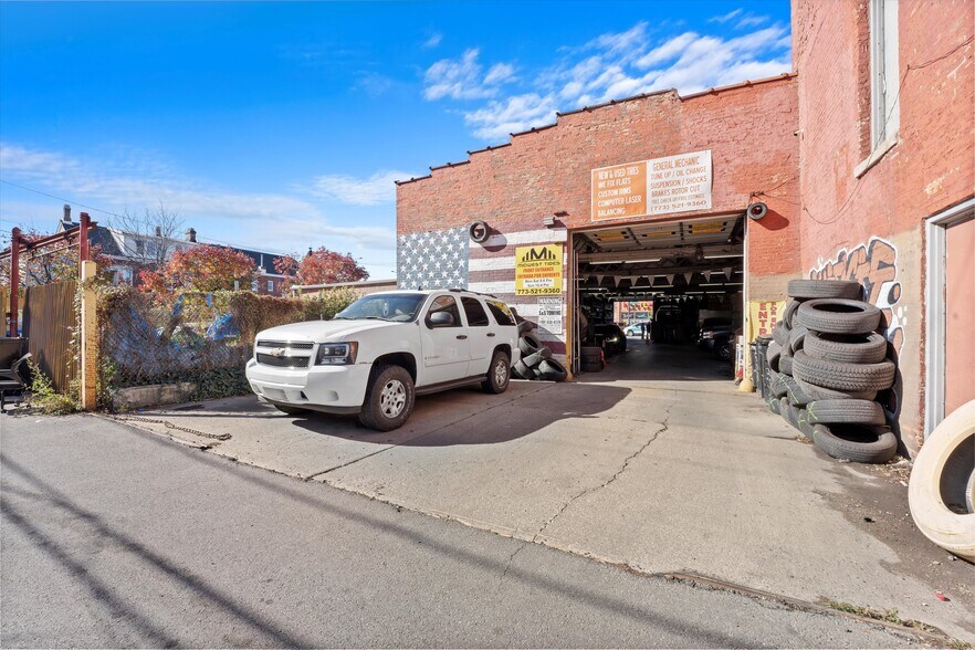 More Photos Of 2447 S Pulaski Ave, Chicago Warehouse For Sale